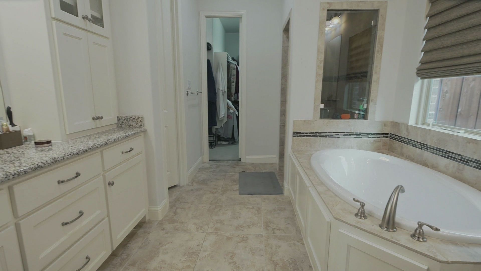 Eine XXL-Wanne zum Verlieben