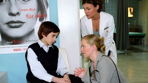 Stefanie - Eine Frau startet durch Stefanie - Eine Frau startet durch Folge 14: Eine Frage des Glaubens