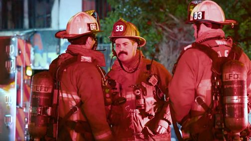 Alarmstufe L.A. - Die Ersten am Einsatzort Alarmstufe L.A. - Die Ersten am Einsatzort Folge 4: Rettung aus dem Inferno