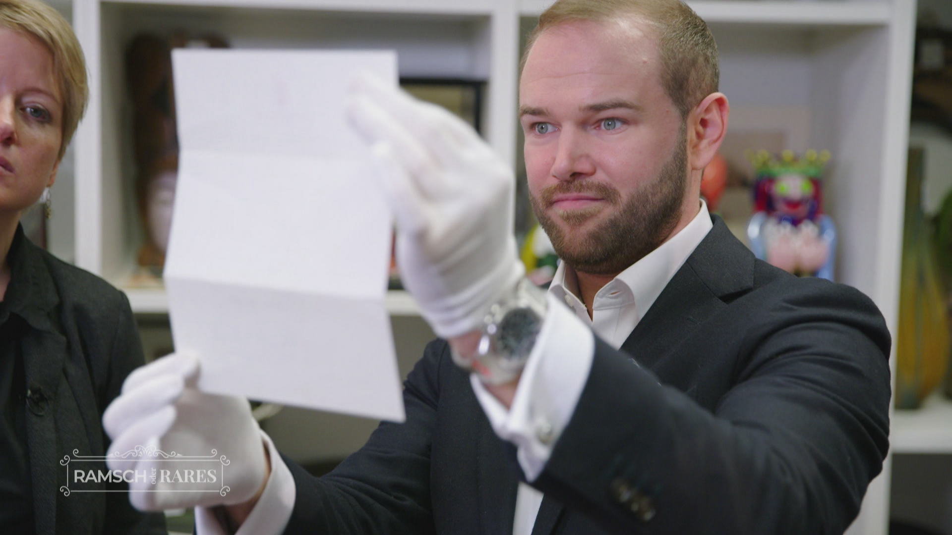 Ein Brief von der Queen und Silberbesteck