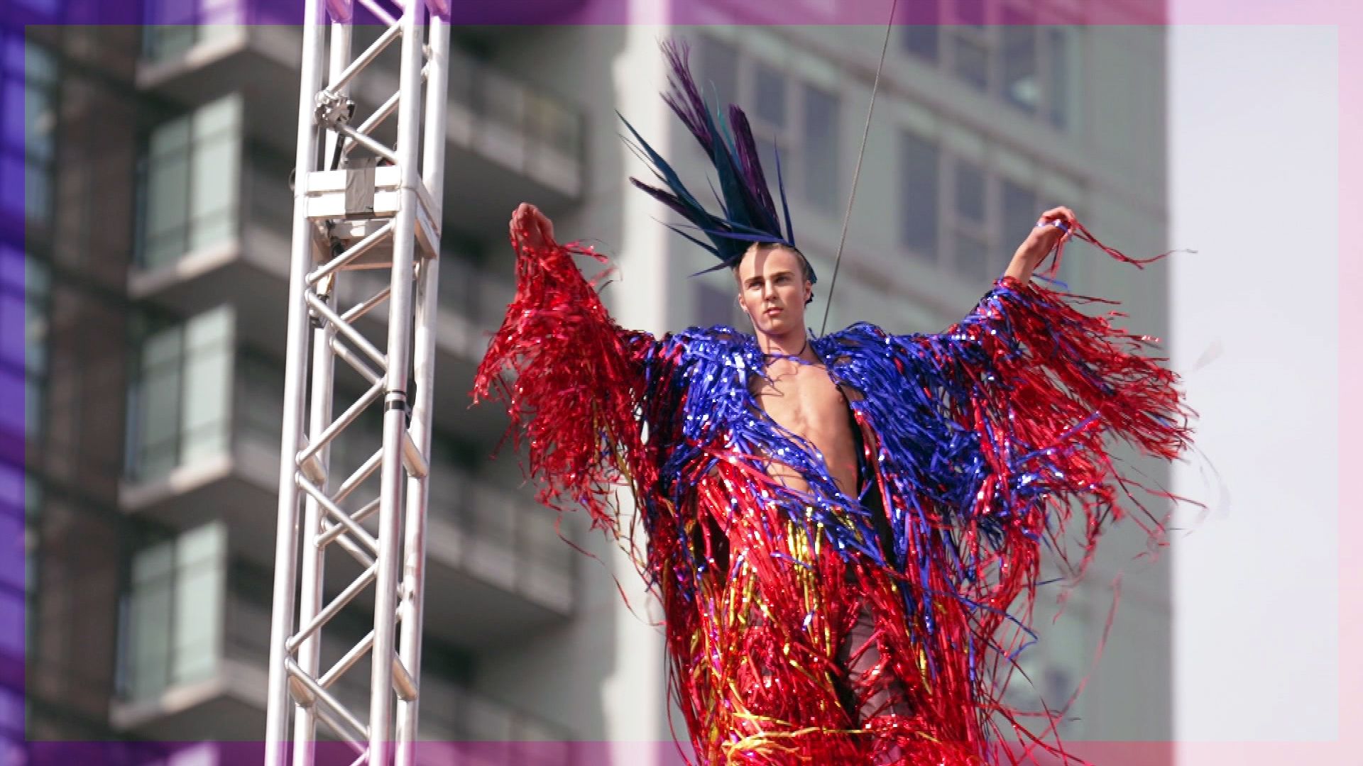 Schwindelnde Höhen & knallharter Parcours - Wer meistert die Action-Week?