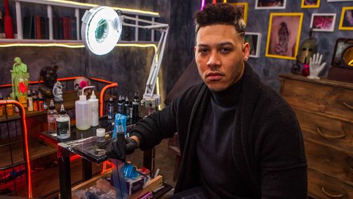 Tattoo Fixers - Die Cover Up Profis Tattoo Fixers - Die Cover Up-Profis Folge 10: Chippendale-Flop