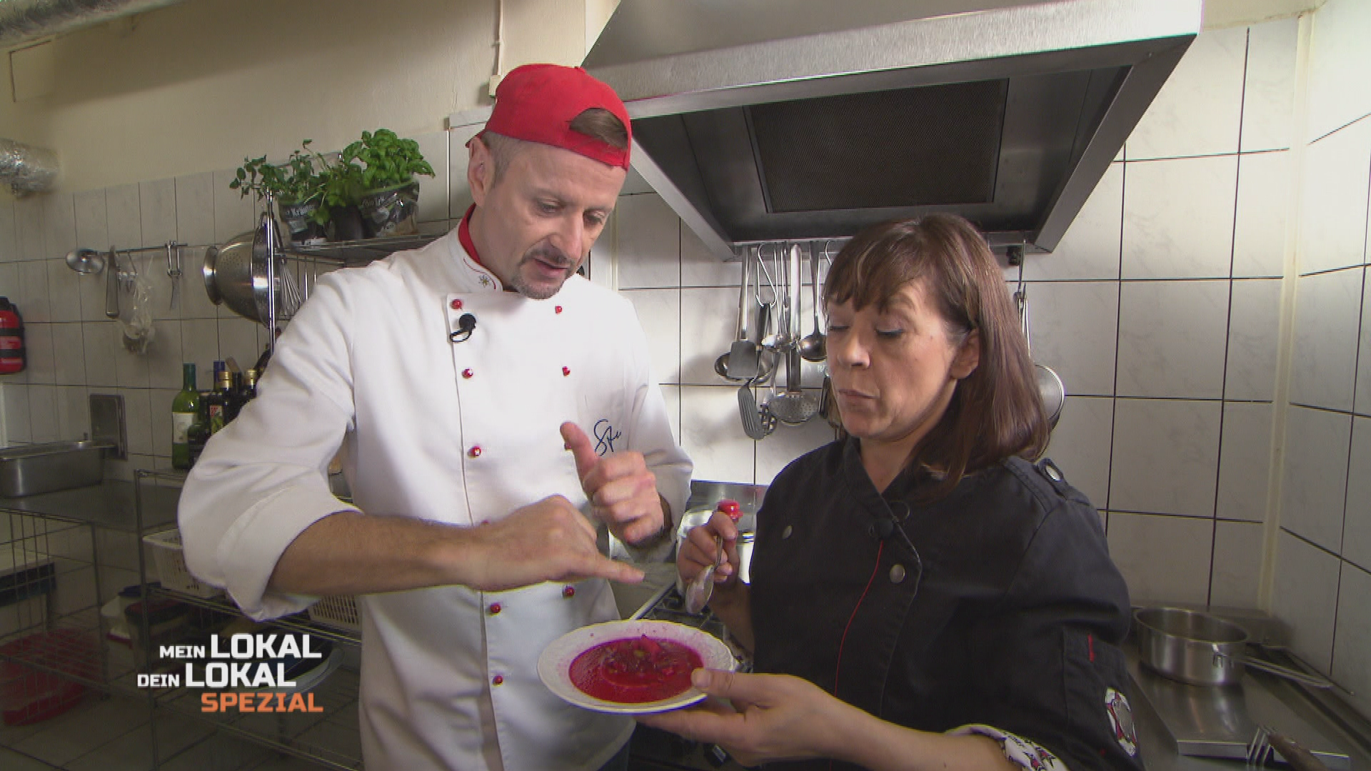 Berlin sieht rot: Der beste Borschtsch der Stadt