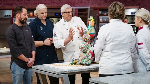 Das große Backen - Die Profis Das große Backen - Die Profis Folge 1: Auftakt bei den Profis: Fruchtige und bunte Kunstwerke