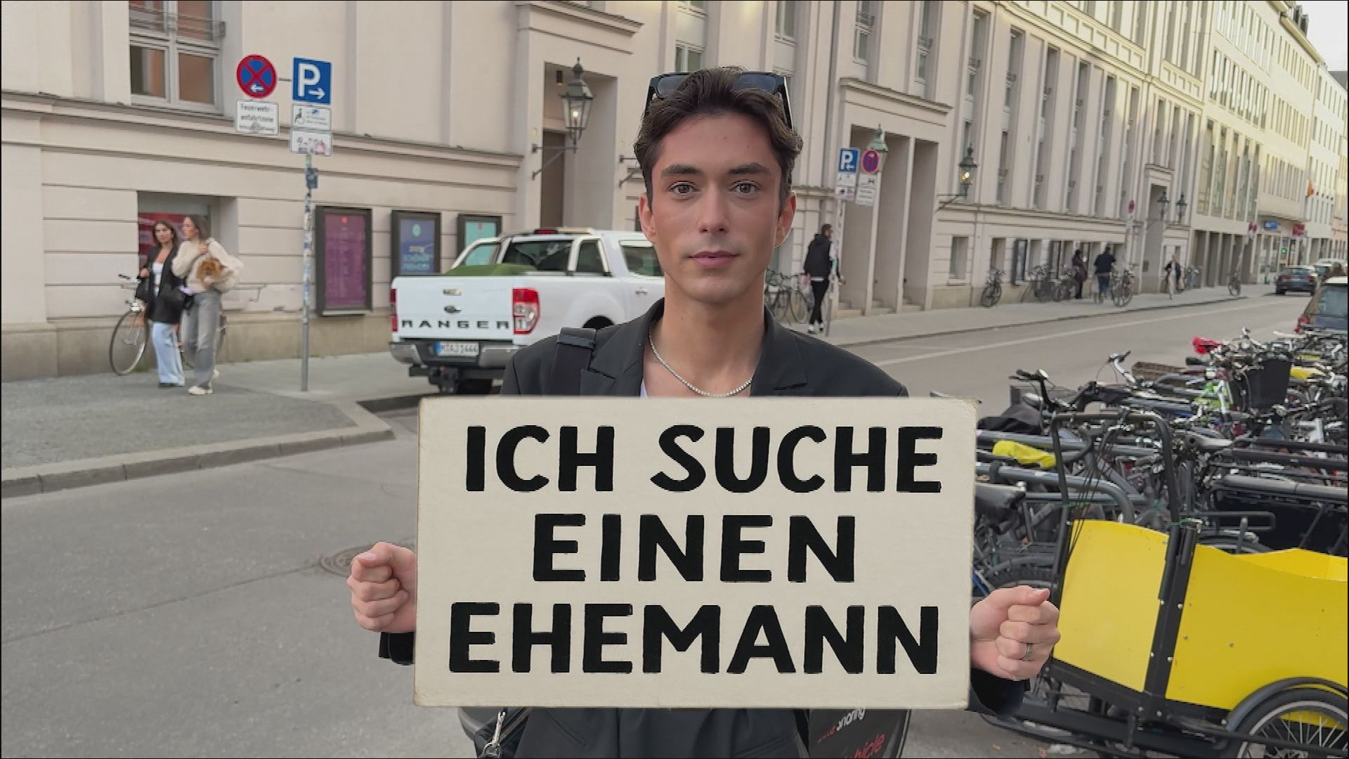 Bar-Tour in München, Sonne auf Kreta & ein Wiedersehen im Filmcasino