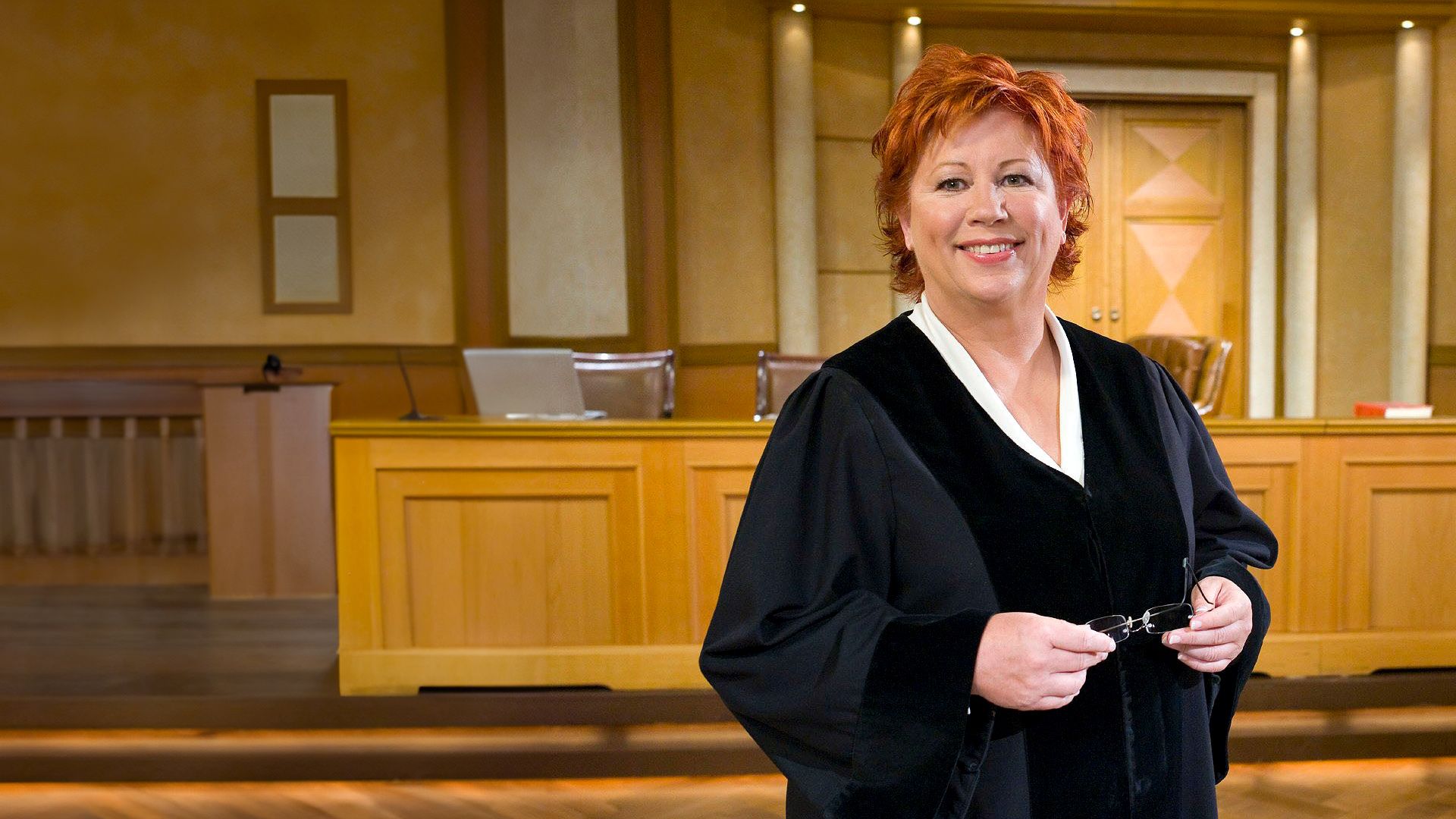 RICHTERIN BARBARA SALESCH (2000.10.24)