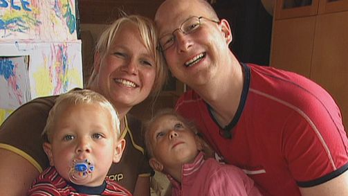 We are Family! So lebt Deutschland. We are Family! So lebt Deutschland. Folge 12: Beten und Arbeiten
