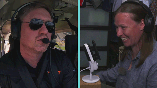 Wir sind die Burnetts Wir sind die Burnetts Folge 1: Wenn der Flugplan ruft und das Mikro wartet – Janinas Balanceakt im Alltag