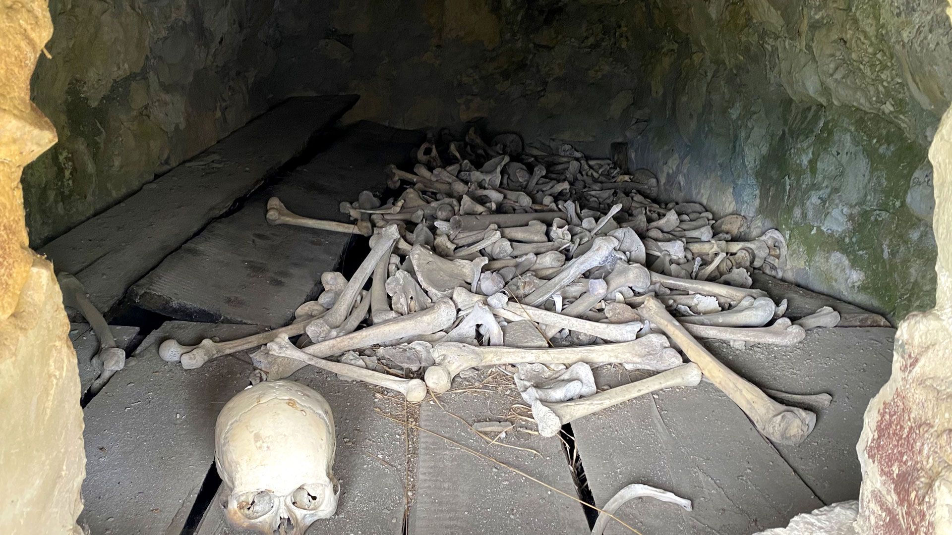 Die Totenstadt im Kaukasus