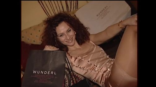 Die Lugners - Mit Mörtel in Venedig Die Lugners - Staffel 2 Folge 5: Die Lugners - Staffel 2 Folge 5 - Mausis Welt