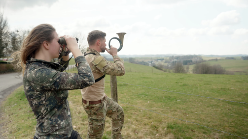 Catch Me Catch Me - 02. Staffel Folge 3: Zu allen Seiten offen