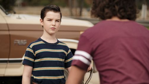 Young Sheldon Young Sheldon Folge 14: Das fiese Formtief und das Kreuz mit dem Kreuz