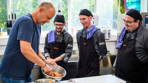 Rosins Heldenküche - Letzte Chance Traumjob Rosins Heldenküche - Letzte Chance Traumjob Folge 2: Episode 2