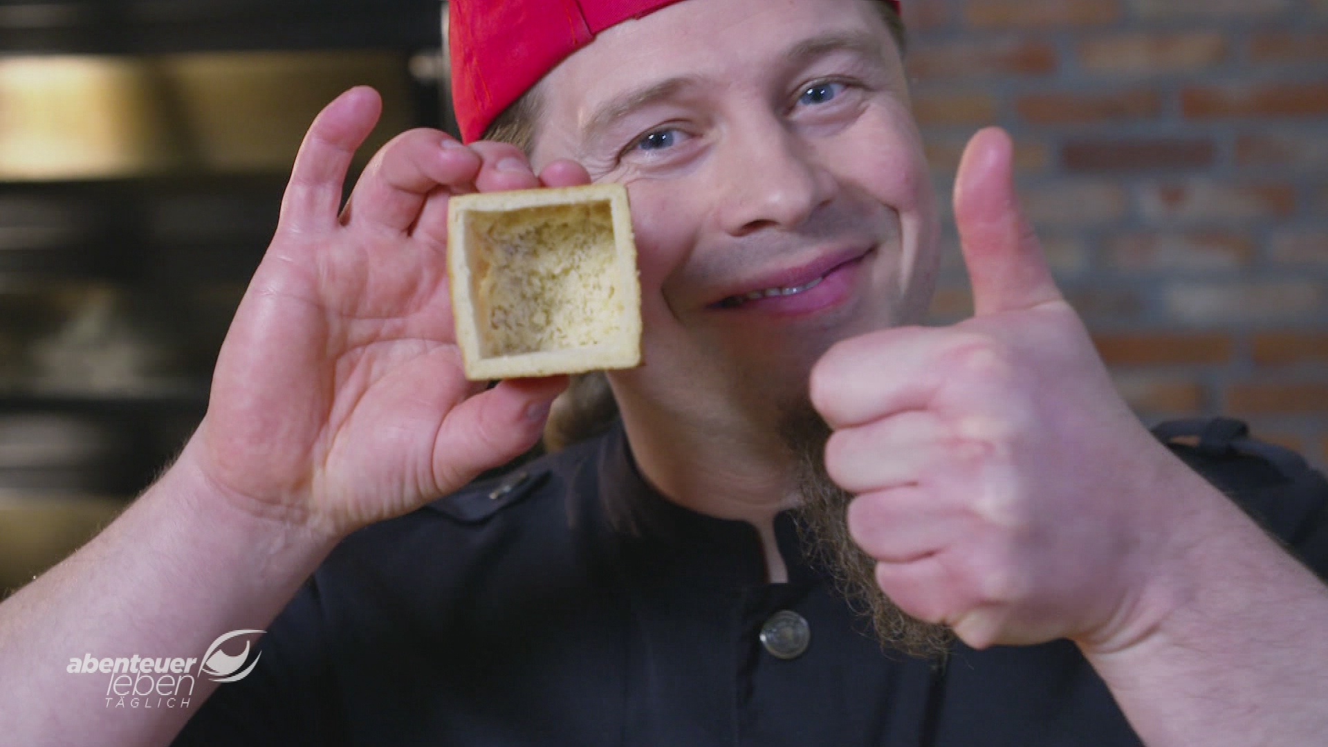 Von Würfelburger bis Mucki Brot: Axel Schmitt testet Backkreationen