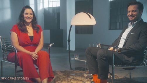 Sex Crime Stories - Paula im True Crime Fieber Sex Crime Stories - Paula im True Crime Fieber Folge 4: Asche