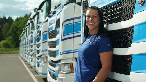 Trucker Babes - 400 PS in Frauenhand Trucker Babes - 400 PS in Frauenhand Folge 8: Episode 8