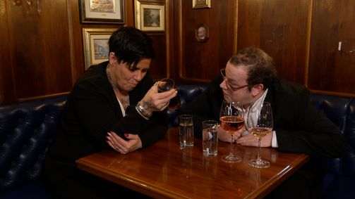 Drunk Dates DRUNK DATES - 02. STAFFEL Folge 2: Liebesrausch mit WItz