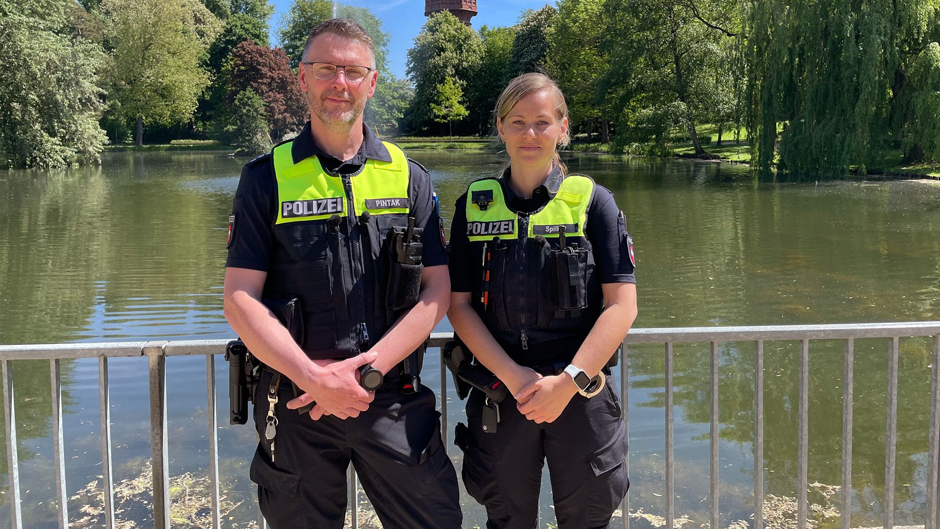 Thema u. a.: Polizeistreife Wolfenbüttel und Ostsee-Reiniger