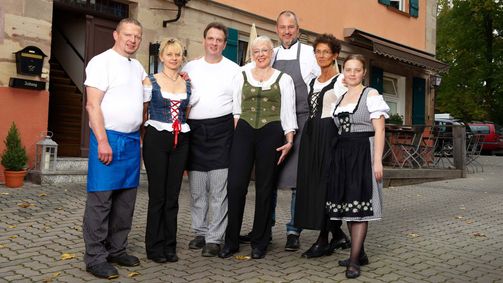 Rosins Restaurants - Ein Sternekoch räumt auf! Rosins Restaurants - Ein Sternekoch räumt auf! Folge 1: Die "Alte Veste" in Zirndorf braucht einen neuen Führungsstil