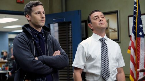 Brooklyn Nine-Nine Brooklyn Nine-Nine Folge 3: In den Hintern getreten
