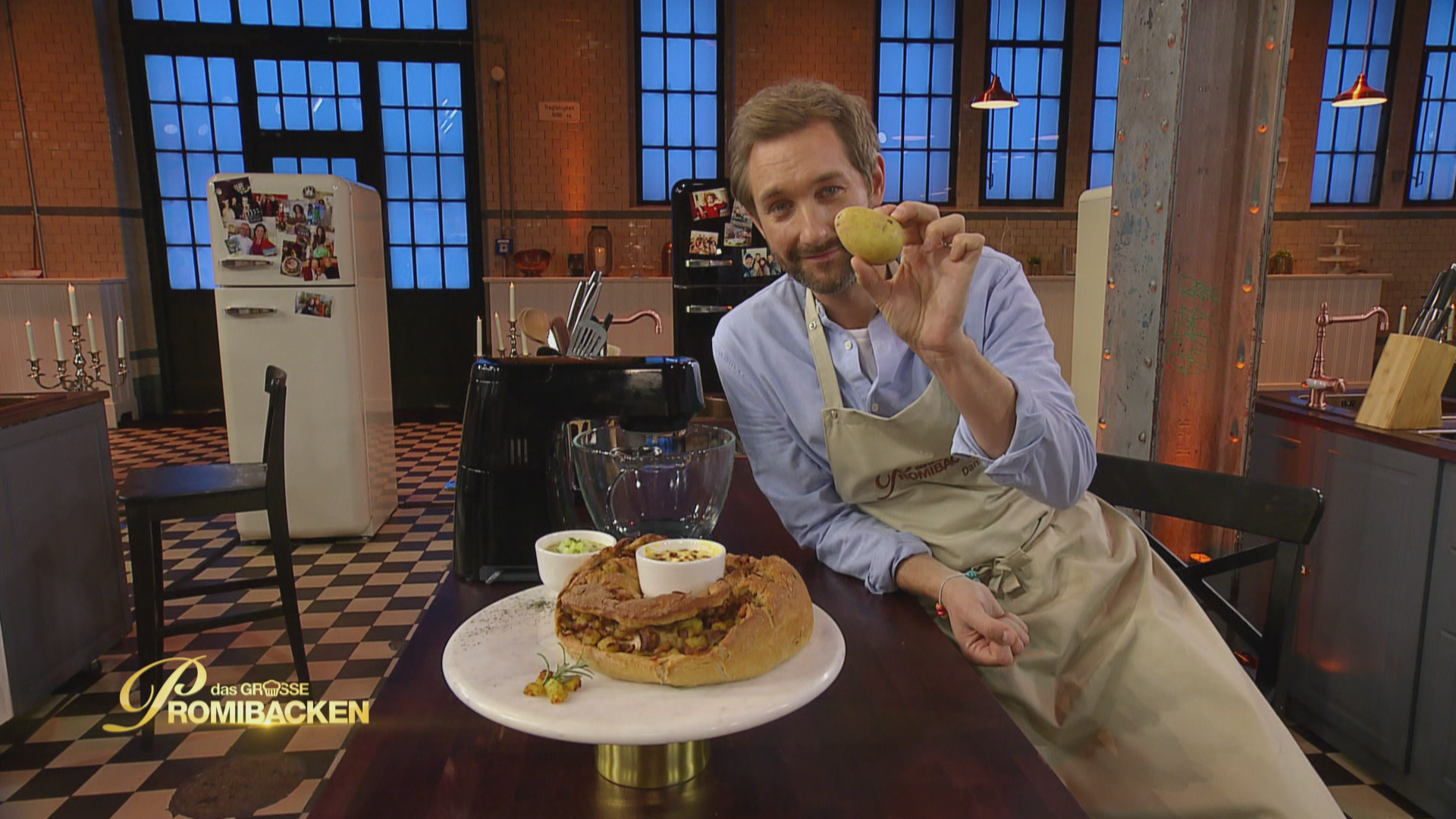 Von runden Brotkränzen und kantigen Torten