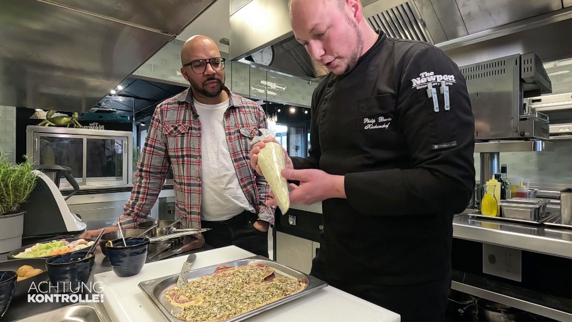 Thema u.a.: Kevin von Holt testet einen deutschen Klassiker - Rouladen