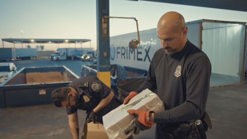 Border Patrol USA - Einsatz an Mexikos Grenze BORDER PATROL USA - EINSATZ AN MEXIKOS GRENZE - 05. STAFFEL Folge 6: Der randalierende Marshal