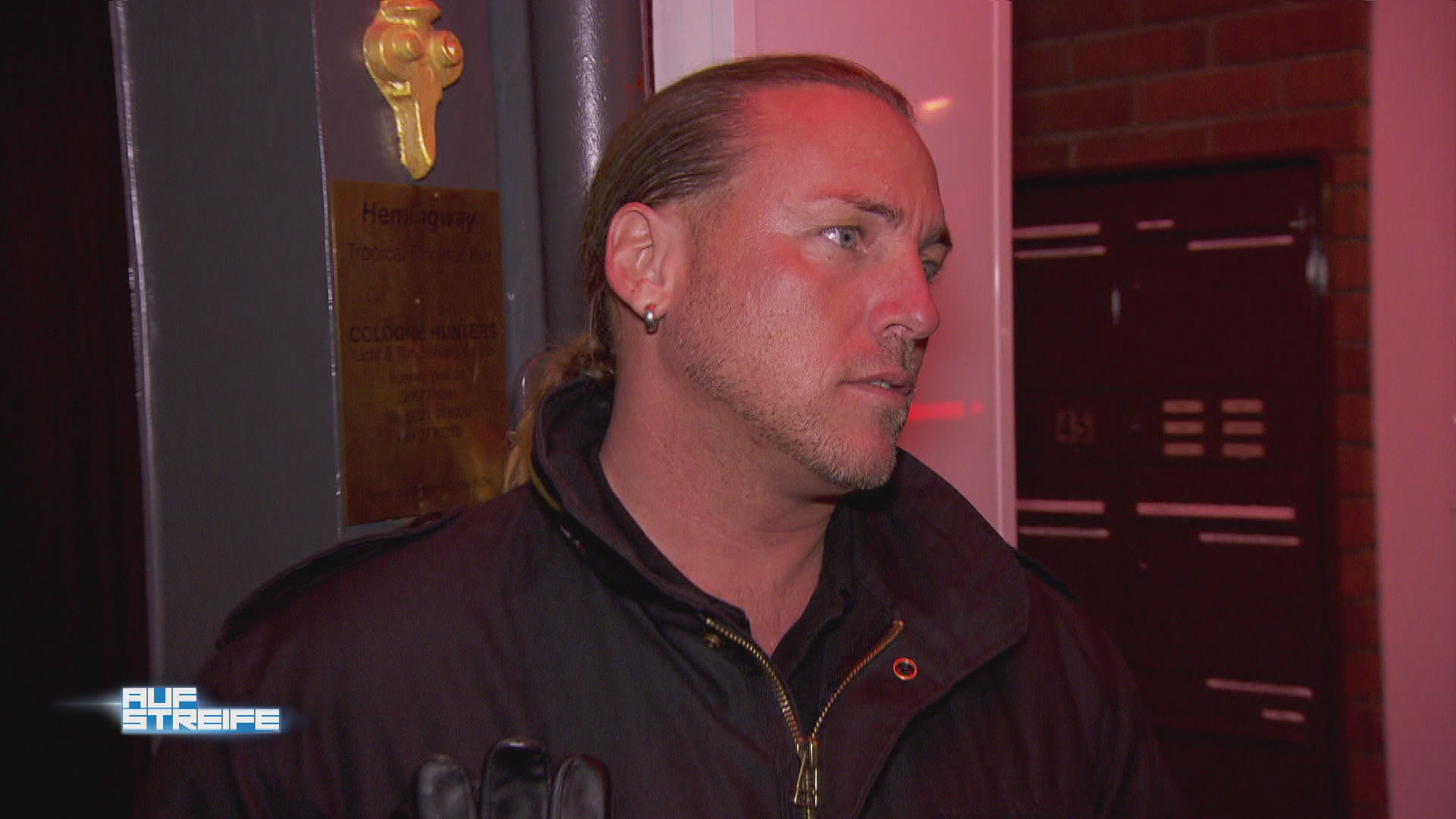 Türsteher beschützt Koks-Dealer