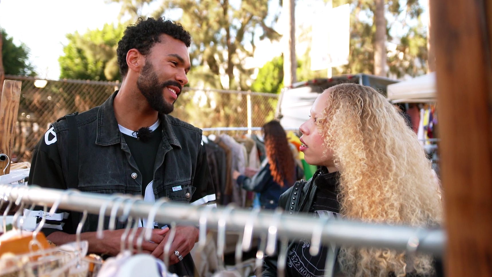 Kreative Flohmarkt-Challenge & Wüsten-Glamour