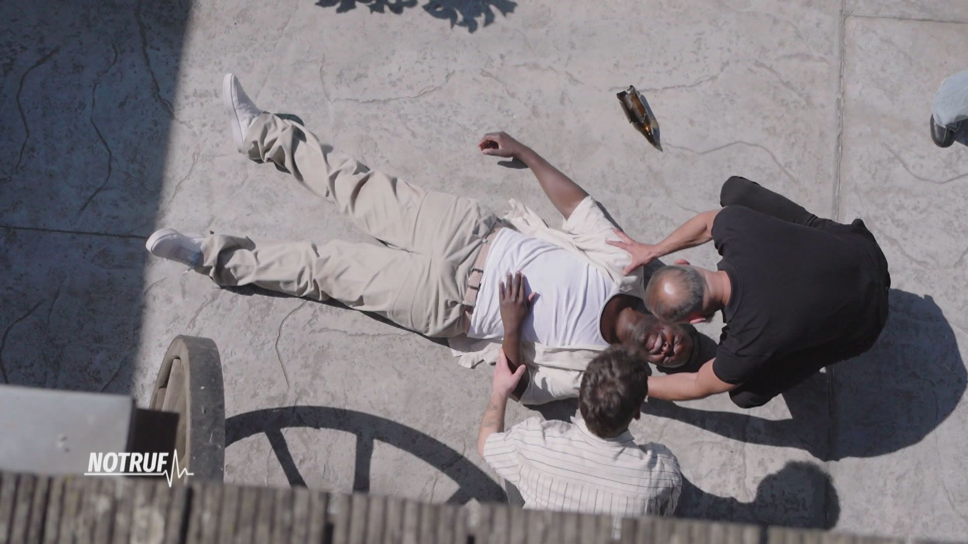 Freier Fall nach Feierrausch