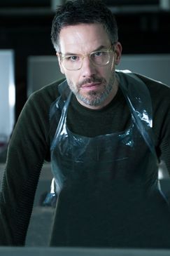 Zerschunden - Ein Fall für Dr. Abel