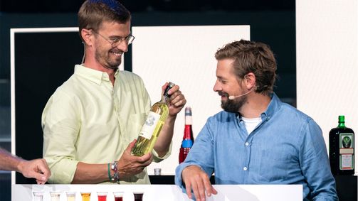 Joko & Klaas gegen ProSieben Joko & Klaas gegen ProSieben Folge 6: Es geht um 15 Minuten und das Sorgerecht für Baby-Steven 
