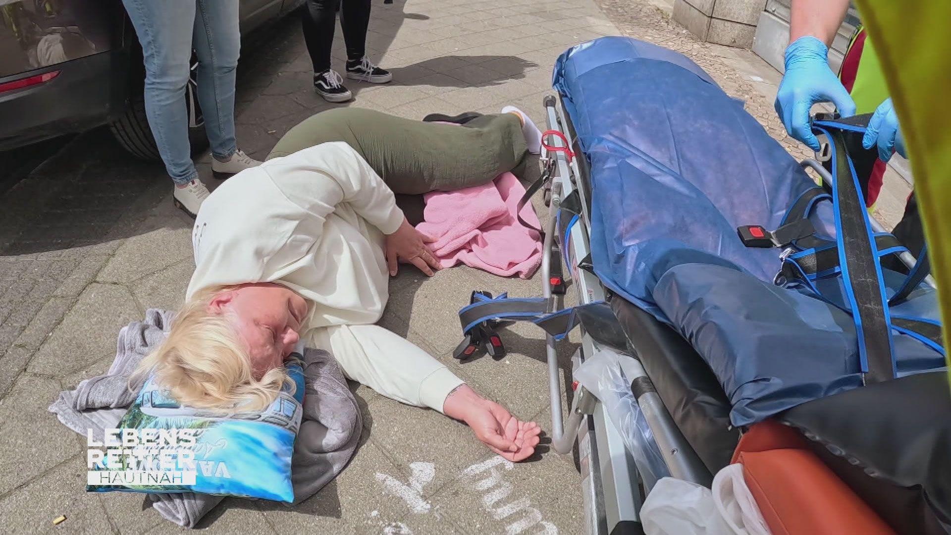 Einsatzgebiet Leipzig: Frau mit Kreislaufproblemen auf der Straße