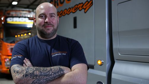 LKW-Bergung extrem LKW-Bergung extrem Folge 4: Auf Nessies Spuren