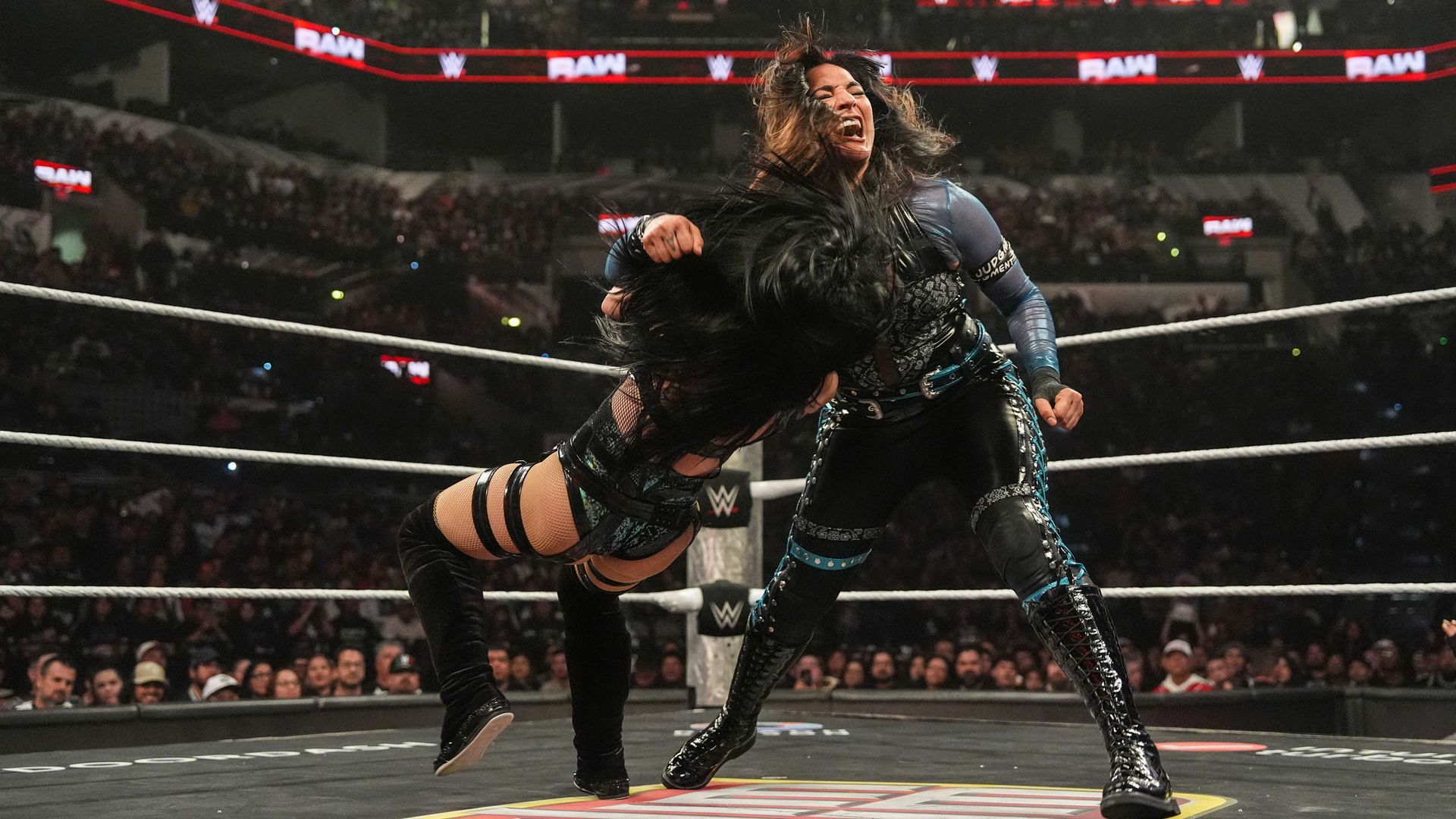 Raquel Rodriguez legt sich mit Champion Stephanie Vaquer an