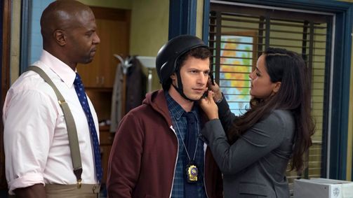 Brooklyn Nine-Nine Brooklyn Nine-Nine Folge 8: Drachen haben Lümmel