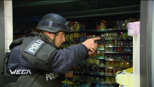 WEGA - Die Spezialeinheit der Polizei WEGA - Die Spezialeinheit der Polizei - Staffel 1 Folge 3: WEGA - Die Spezialeinheit der Polizei - Staffel 1 Folge 3