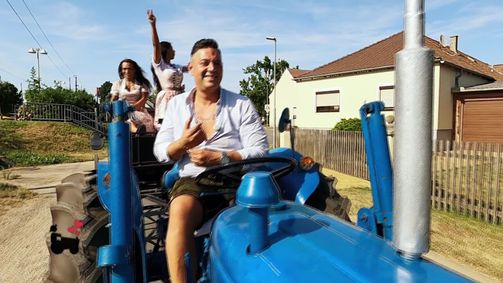 Bauer sucht Frau Bauer sucht Frau - Staffel 19 Folge 5: Staffel 19 Folge 05: Jausnen, Bierpong, Tanzeinlage