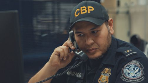 Border Patrol USA - Einsatz an Mexikos Grenze Border Patrol USA - Einsatz an Mexikos Grenze Folge 4: Kristalle im Kokosöl