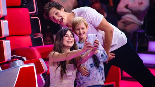 The Voice Kids The Voice Kids - Staffel 10 Folge 2: Blind Audition 2 - Die Coaches geben alles für ihre Talente