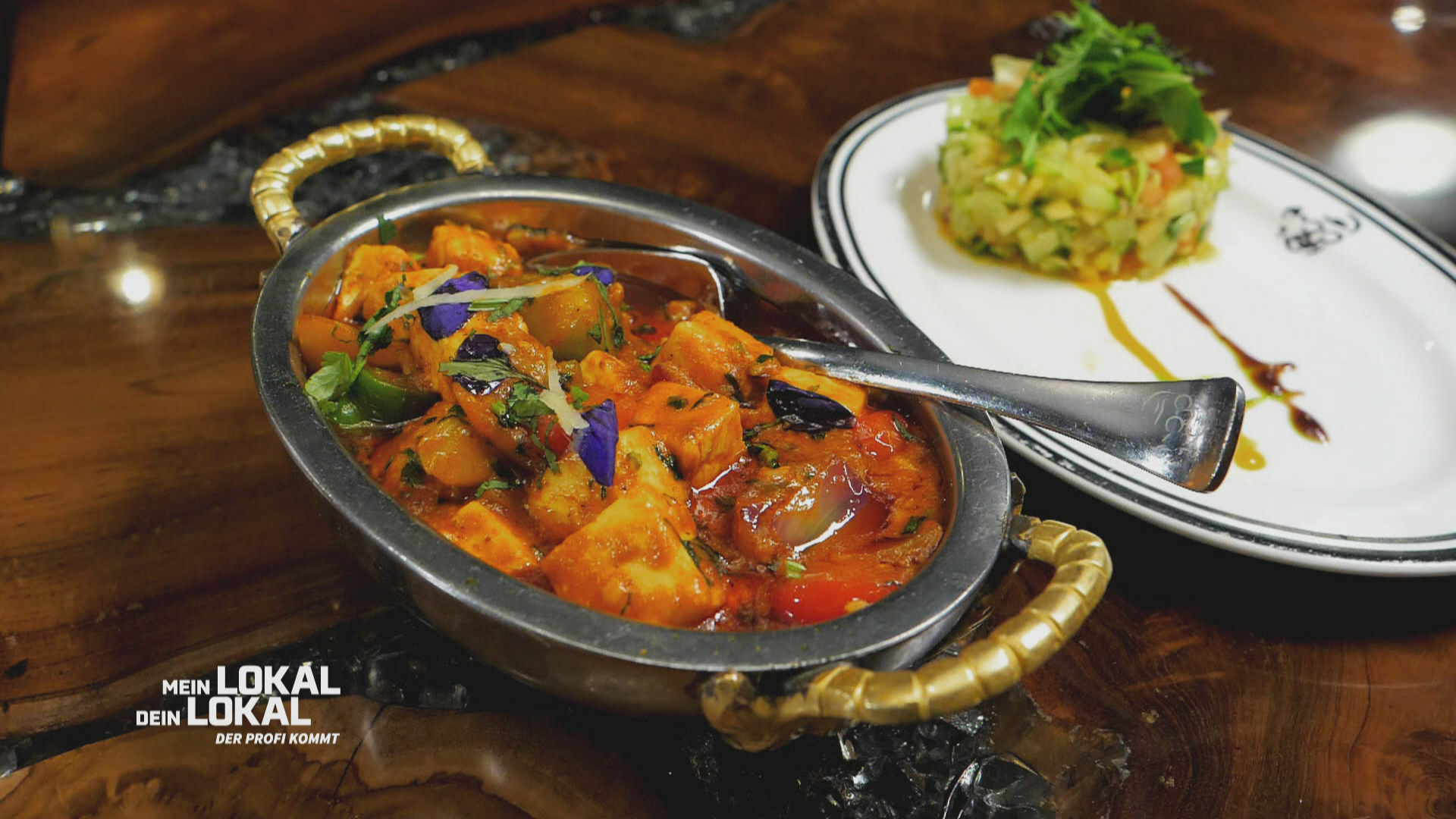 Goldene Küche und indische Gewürze im "BAPU"
