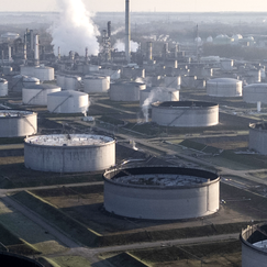 Regierung gibt nationale Ölreserven frei