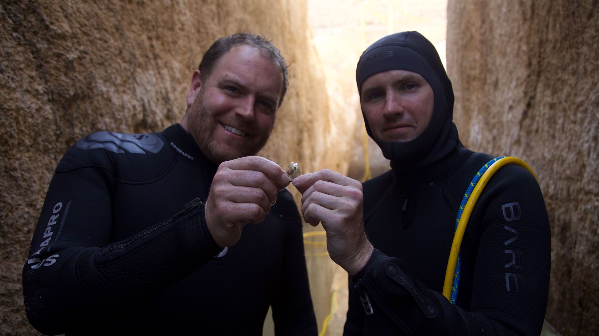 Tauchgang zu den Pyramidenkammern (1)