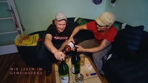 Wir leben im Gemeindebau Wir leben im Gemeindebau - Staffel 3 Folge 1: Wir leben im Gemeindebau Staffel 3 Folge 1
