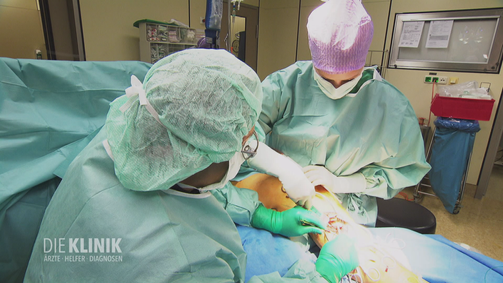 Die Klinik - Ärzte, Helfer, Diagnosen Staffel 1 Folge 1: Kampf ums Bein: Chirurgen trotzen den Chancen