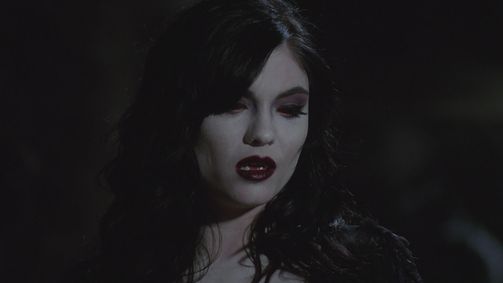 Charmed - Zauberhafte Hexen Charmed - Zauberhafte Hexen Folge 18: Die Spinne