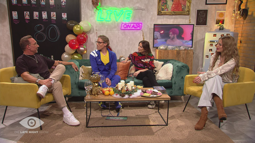 Promi Big Brother - Die Late Night Show Promi Big Brother - Die Late Night Show Folge 12: Full House im Partykeller! 