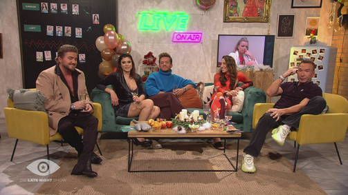 Promi Big Brother - Die Late Night Show Promi Big Brother - Die Late Night Show Folge 15: Zwei Engel für Tanja Tischewitsch