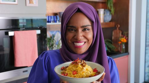 Nadiya's Simple Spices - Die Magie der Aromen Nadiya's Simple Spices - Die Magie der Aromen Folge 5: Günstig schlemmen