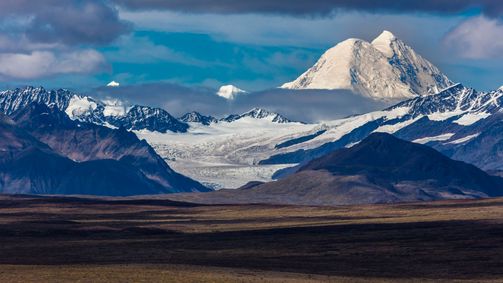 Unerklärliche Phänomene - Ancient Aliens Unerklärliche Phänomene - Ancient Aliens Folge 8: Anomalien in Alaska